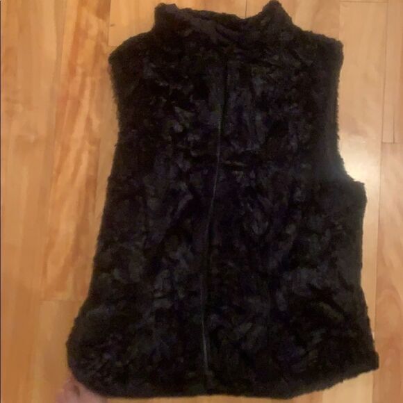 Black Vest reversable    - Picture 1 of 3